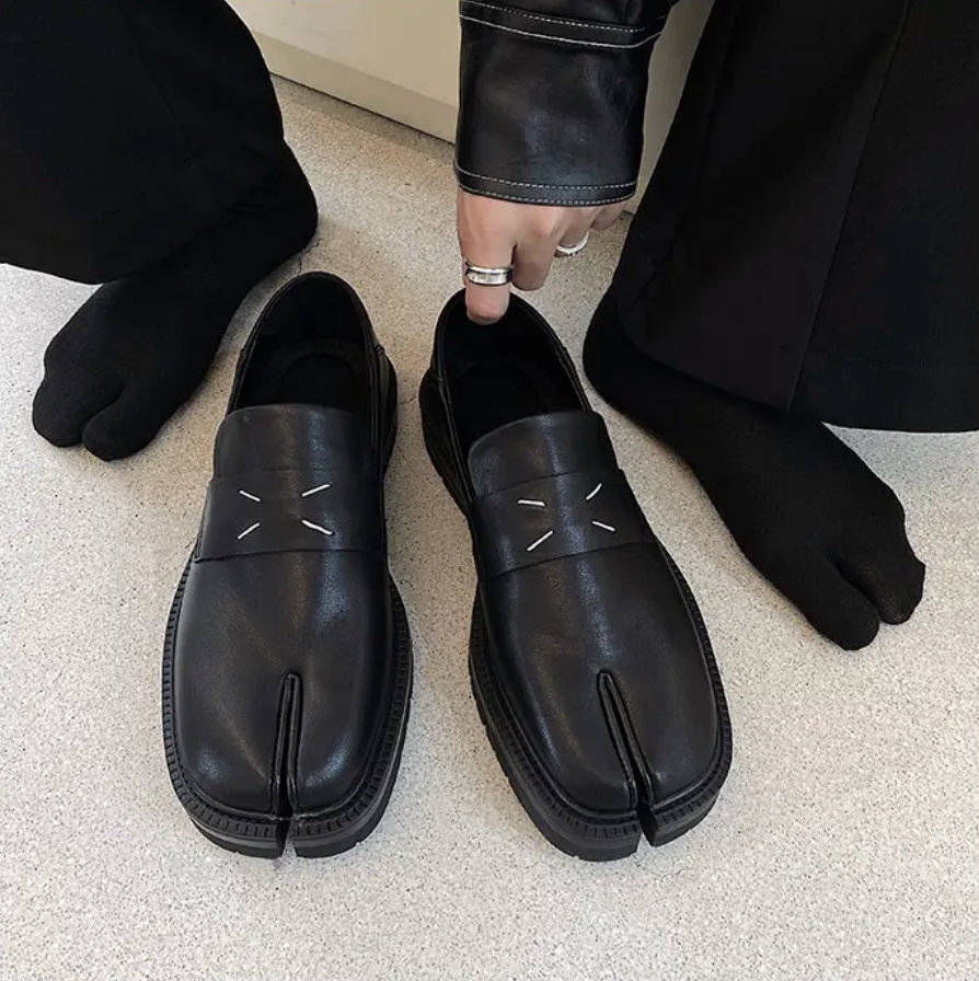 Kyoto Split-Toe Loafer – Unisex