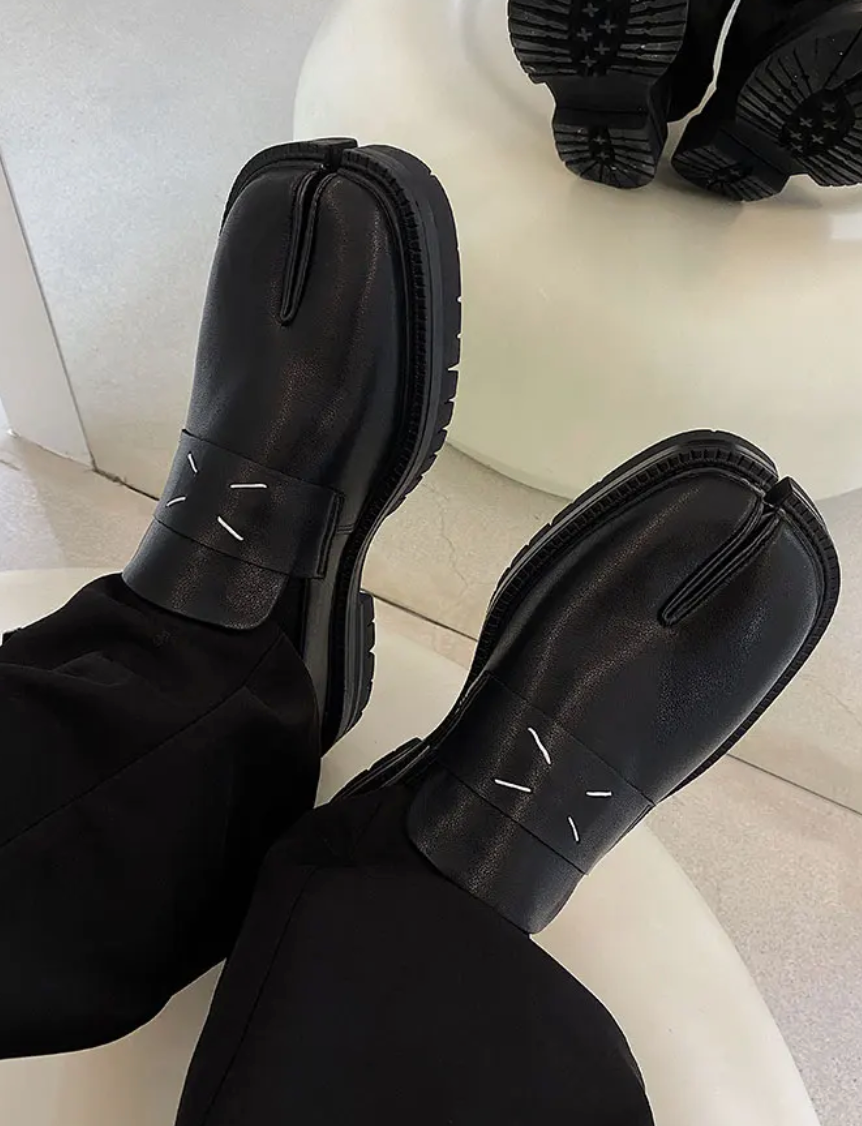 Kyoto Split-Toe Loafer – Unisex