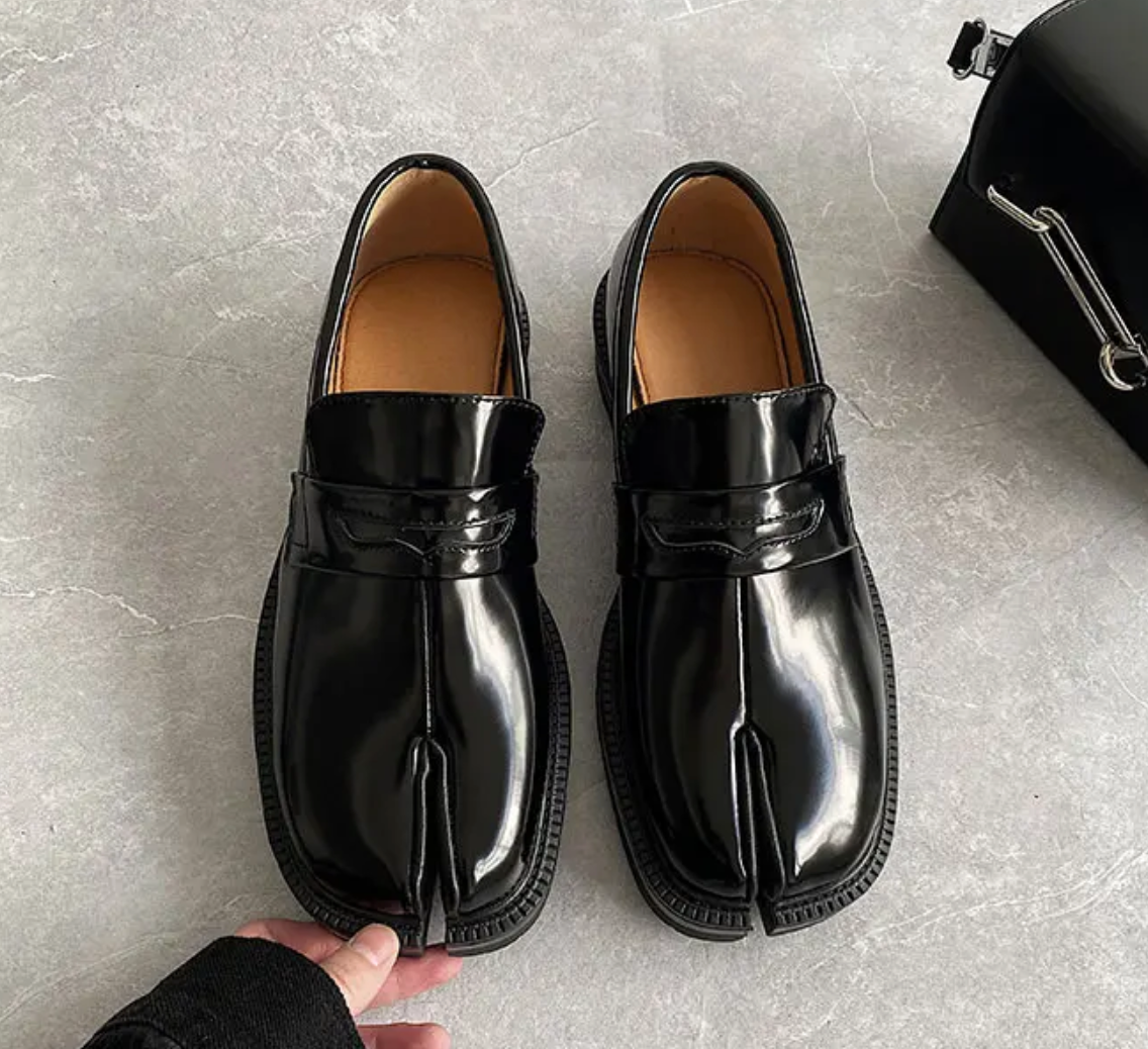 Kyoto Split-Toe Loafer – Unisex